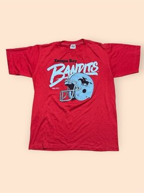 Vintage 1980s Tampa Bay Bandits T Shirt Medium Red USFL Vtg 80s